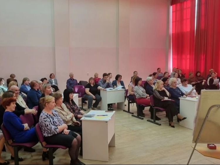 Наставничество - путь к профессиональному и личностному росту.